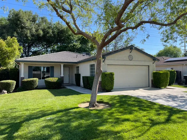 1910 E Country Court, Visalia, CA 93292