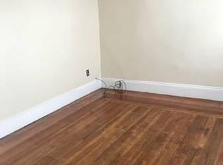 258-260 Orange St, Springfield, MA 01108