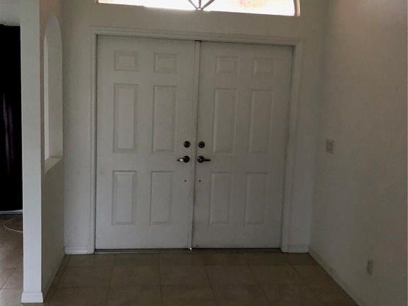 3rd image of 4318 SW 9th Ave