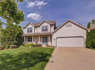 903 Innisbrook Ct, Waunakee, WI 53597
