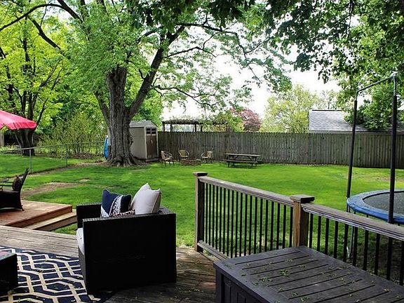 2nd image of 202 Orchard Park Dr