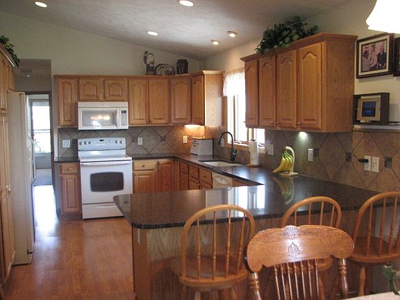 Quartz countertop