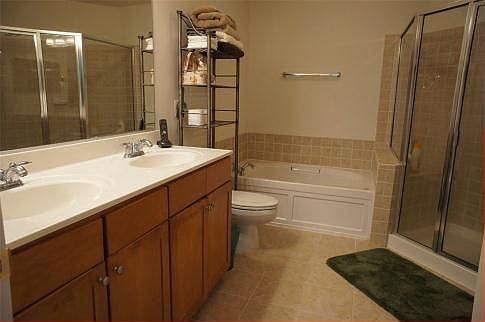 5th image of 14213B Saint Germain Dr