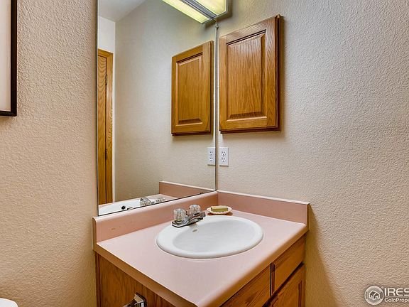 3rd image of 3591 Nyland Way