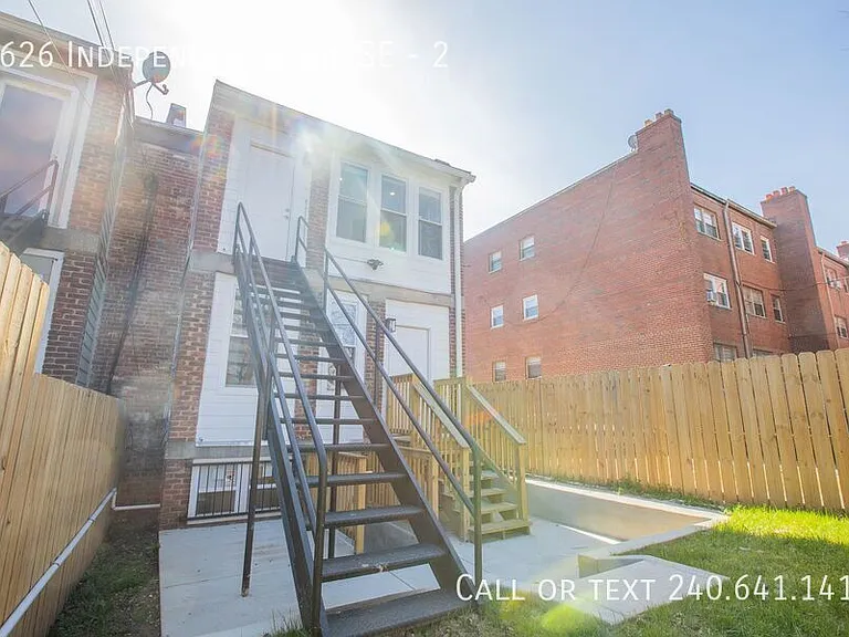 1626 Independence Ave SE #2 — Photo 19