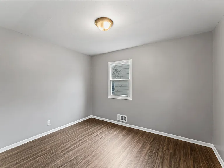 7200 E 85th Ter — Photo 18