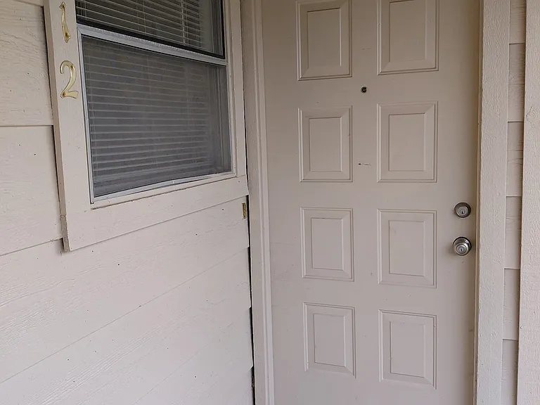 3612 Jewell Dr — Photo 2