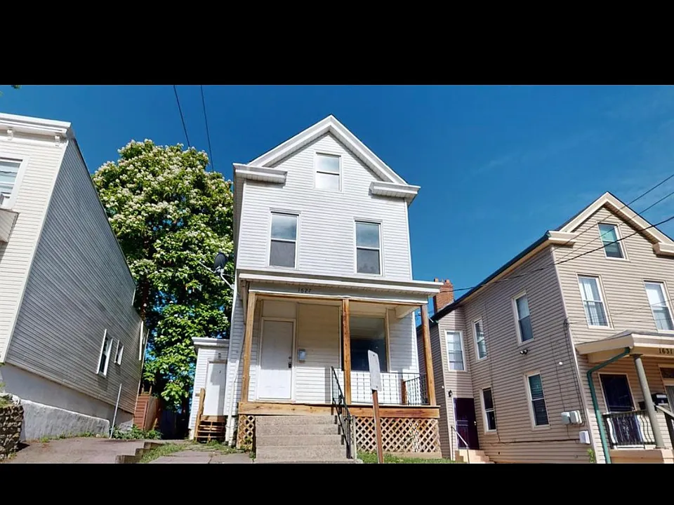1627 Dewey Ave