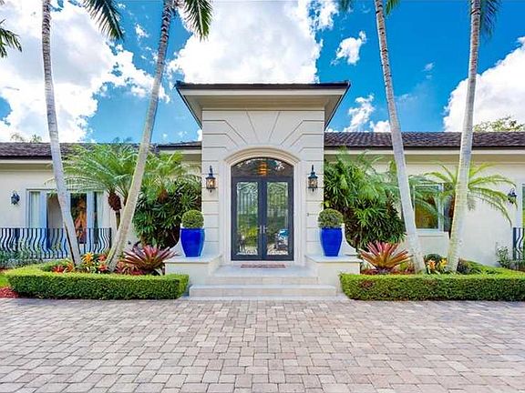 Pinecrest home exquisitely maintained, within Pinecrest elementary boundaries. Perfectly located to