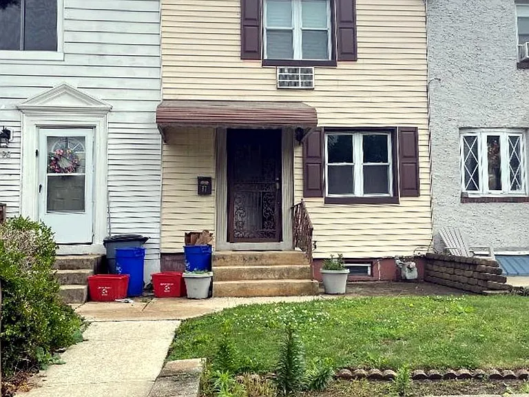 96 E Berkley Ave — Photo 1