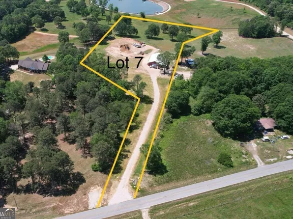 2077 Mountain Creek Church Rd, Pendergrass, GA 30567