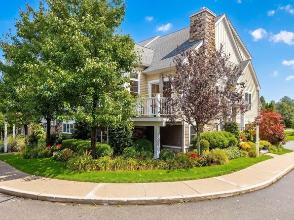 75 Boatwrights Loop, Plymouth, MA 02360