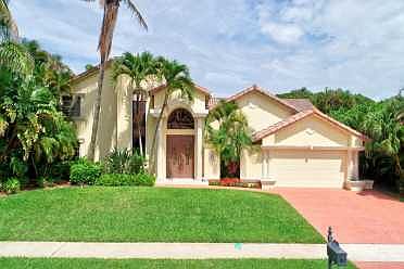 Home For Sale In Carriage Hill