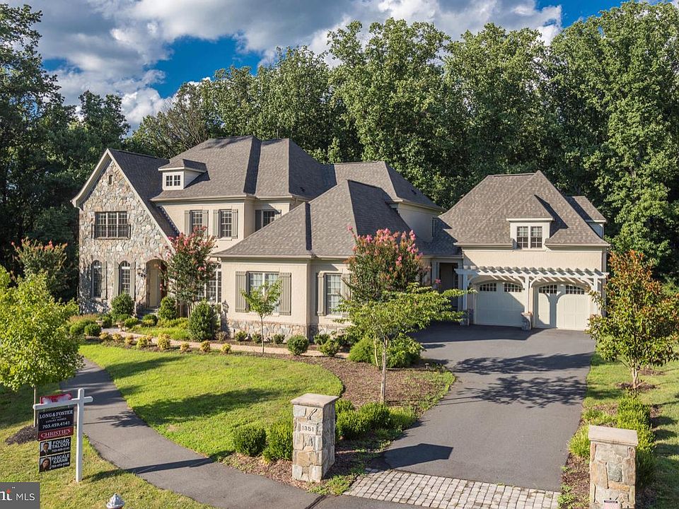 1351 Blairstone Dr, Vienna, VA 22182 Zillow