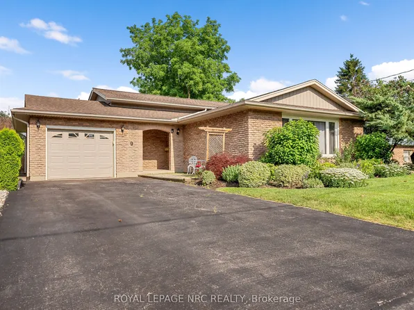 9 Sandy Cv, Saint Catharines, ON L2N 5Z3