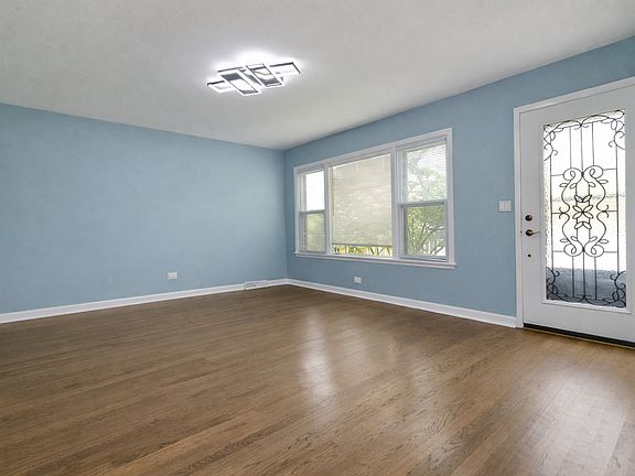5th image of 508 Skokie Blvd