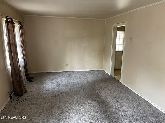 4th image of 4802 Inskip Rd