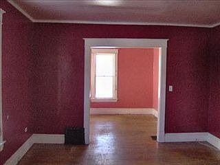 4th image of 2112 Palace Ave SW