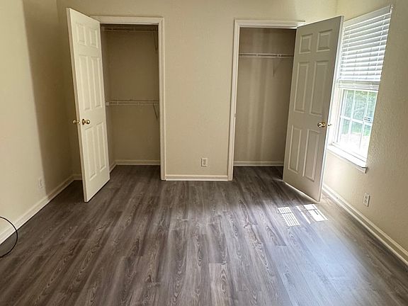 5th image of 1037 Windsor Brook Pl