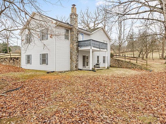 3rd image of 1297 Flowing Spring Rd