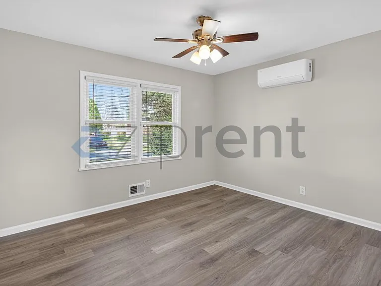 586 Oakside Dr SW #A — Photo 18