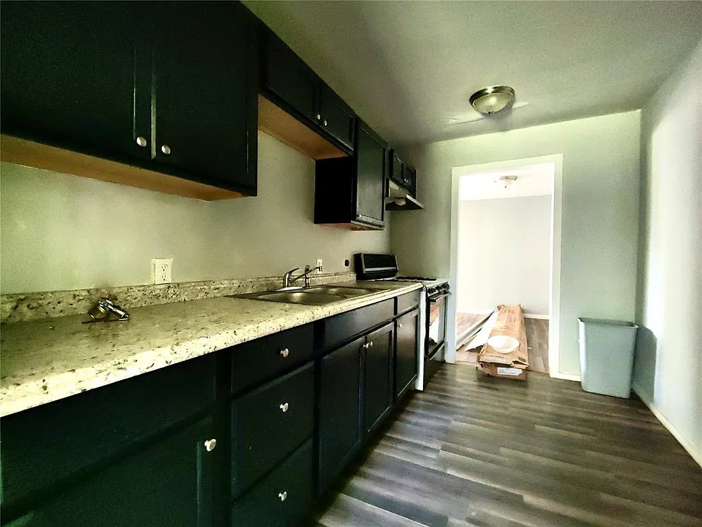 2 bed, 840 sqft, $795 — Photo 3