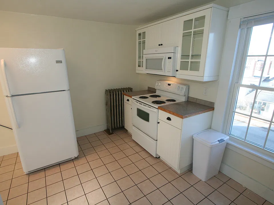 163 Central