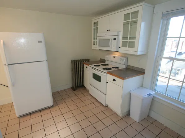 163 Central, 163 Central Ave APT 5, Dover, NH 03820