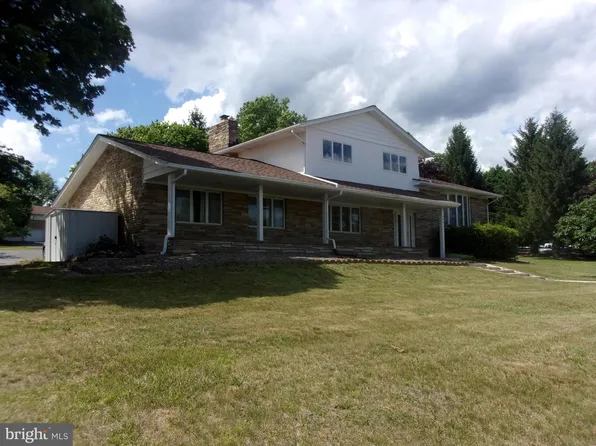264 Armstrong Ave, Frostburg, MD 21532