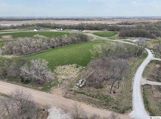 10 Woodland Rd, Wahoo, NE 68066