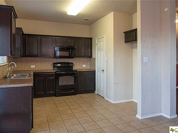 4th image of 623 Tom Kemp Dr