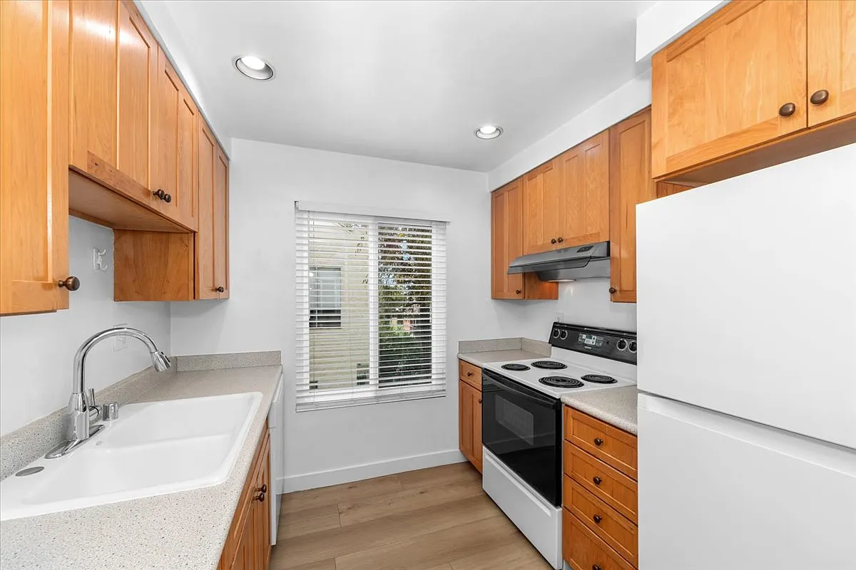 14314 Summertime Ln - 1 — Photo 4