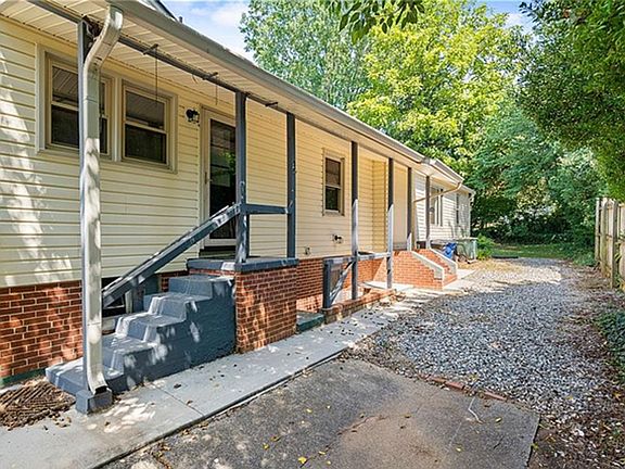 5th image of 313 Horace Mann Ave