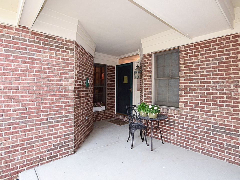 1st image of 3706 King Charles Ln