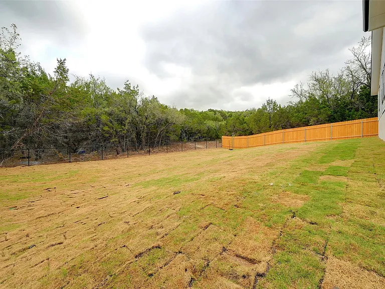 21502 Paine Ave — Photo 23