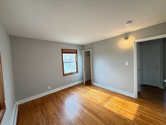 3rd image of 1A Paterson Ave