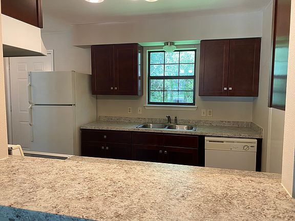 3rd image of 4623 Erin Blvd