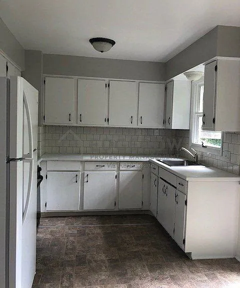3700 Kalamazoo Ave SE — Photo 30