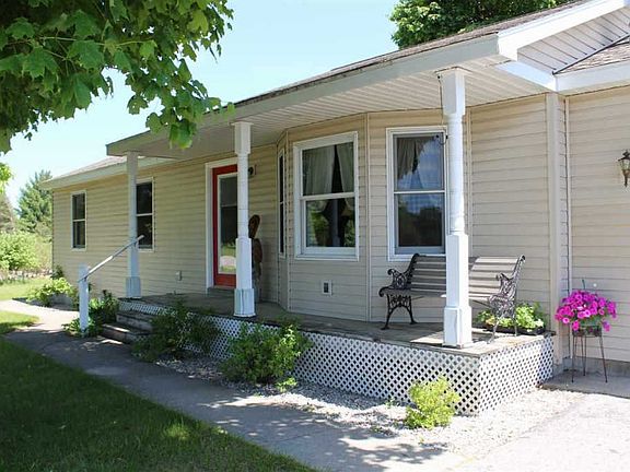 2nd image of 1853 Blackford Blvd