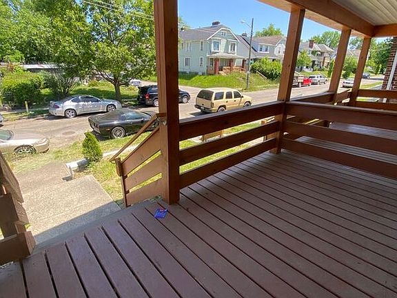 4th image of 795 Seymour Ave