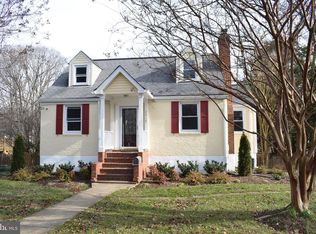 2915 Adams Pl, Falls Church, VA 22042