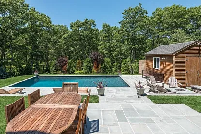 East Hampton Northwest Beauty — Photo 2