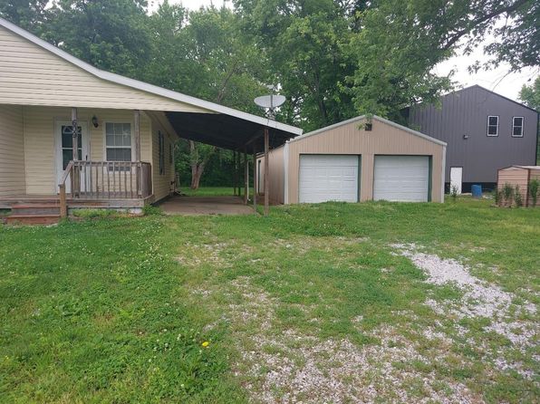 609 E Seminary St
