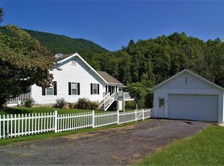 165 Stecoah Rd, Robbinsville, NC 28771