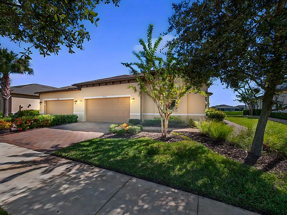 2nd image of 11231 SW Winding Lakes Circle