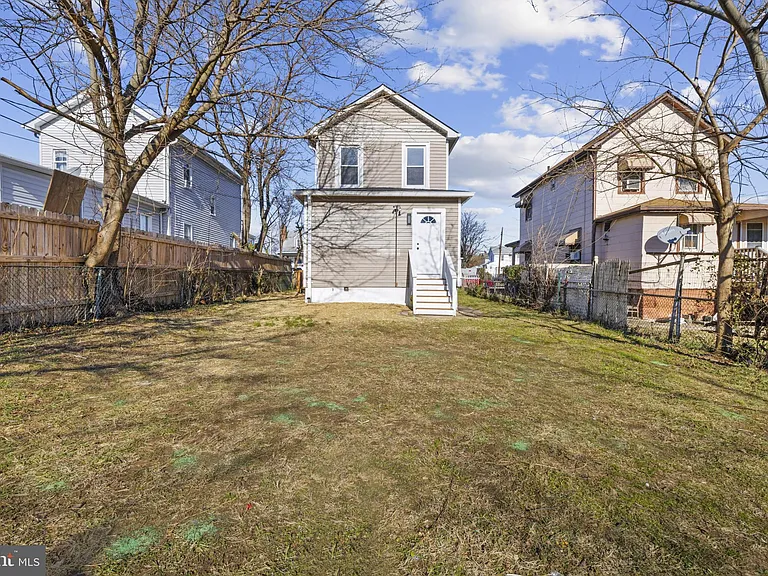 507 Washburn Ave — Photo 25