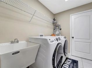 3363 Houle Ave, Sarasota, FL 34232