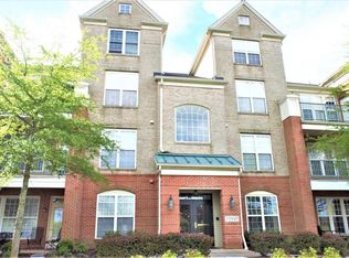 12195 Abington Hall Pl APT 201, Reston, VA 20190