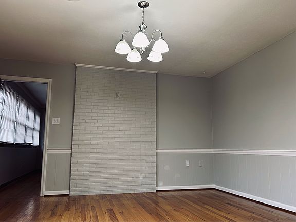 4th image of 413 Briarmont Dr