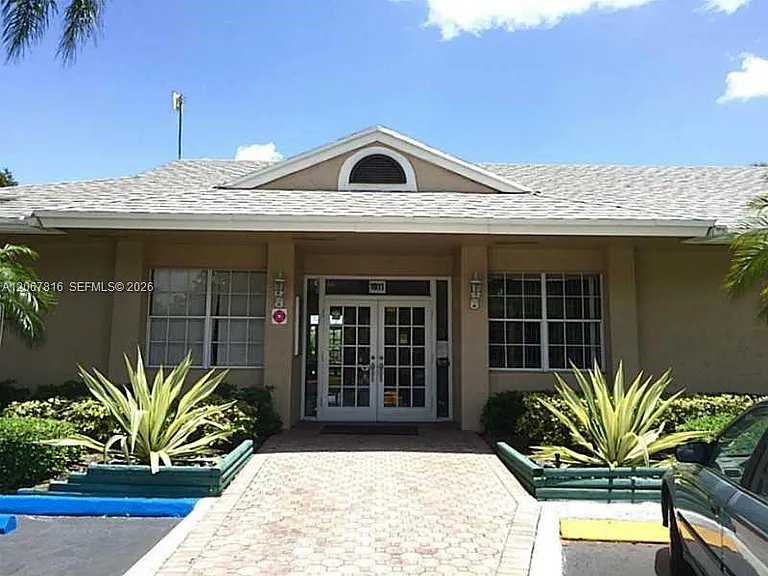 2091 NW 96th Ter #13M — Photo 32
